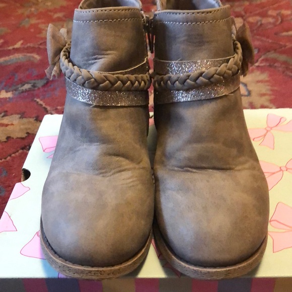 VGUC Jellypop Starla Ankle Bootie - Picture 8 of 14